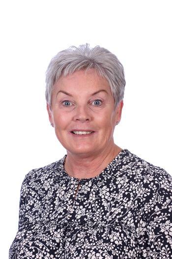 Elaine S.jpg